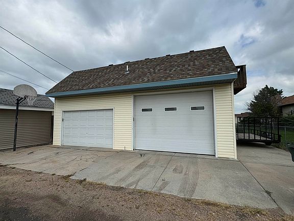 2nd image of 2618 W 3rd St.