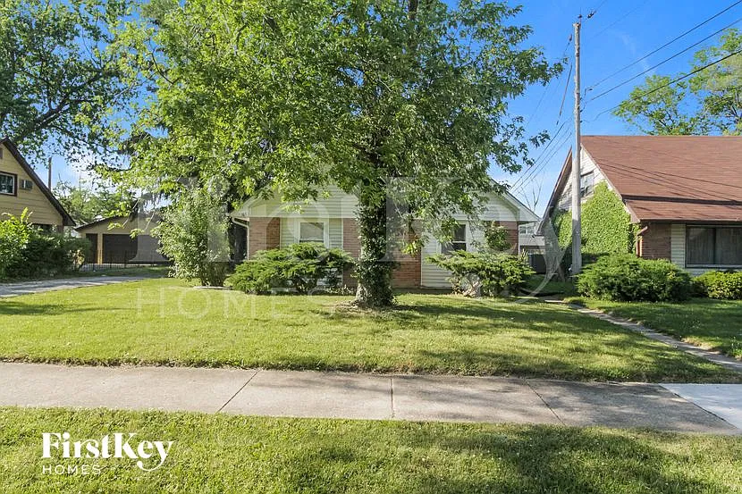 5 bed, 2.0 bath, 1539 sqft, $2,975 — Photo 1