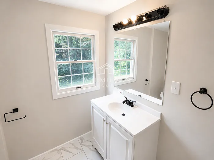 1500 Beardsley St — Photo 8