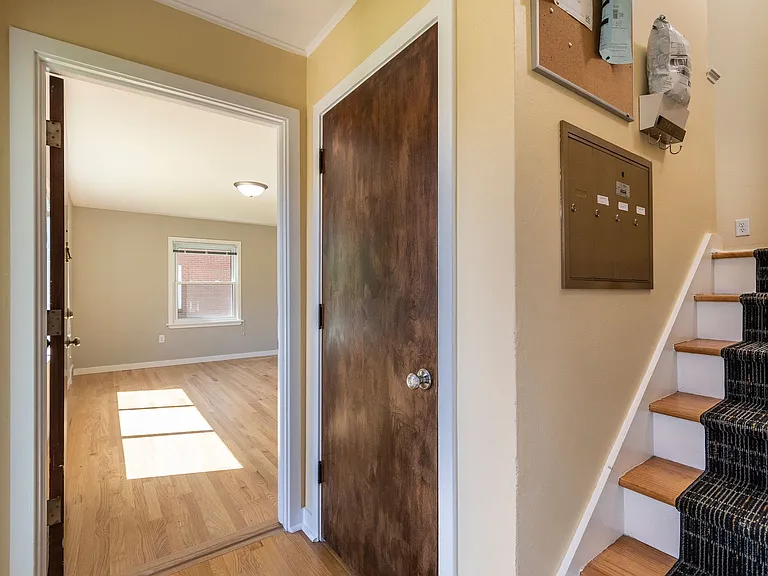 1210 S Midvale Blvd — Photo 7