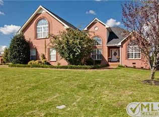 104 Audubon Ln, Hendersonville, TN 37075