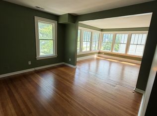 300 S Macarthur Blvd #3, Springfield, IL 62704