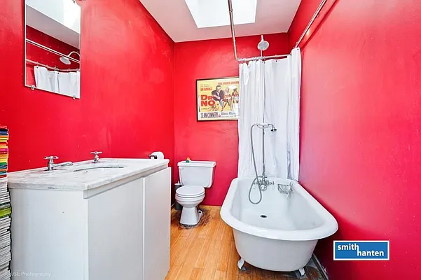 Sold by Smith Hanten Properties | media 9