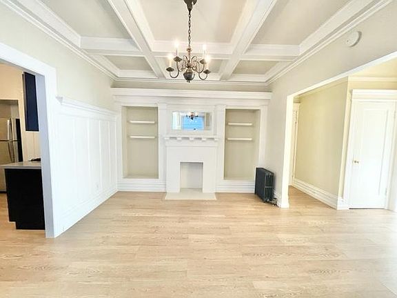 4th image of 1644 Washington St APT 5