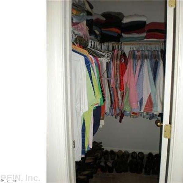 1st image of 821 Gates Ave APT 3