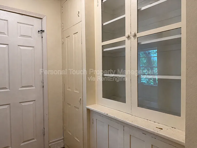 411 4th Ave S #3 — Photo 11