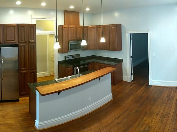 3rd image of 4239 Norfolk Ave Floor 1