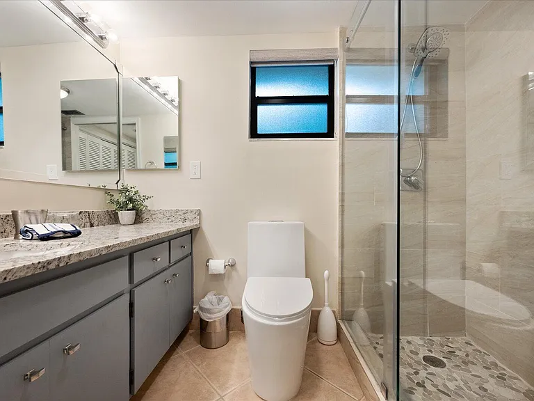 11863 Wimbledon Cir #539 — Photo 8