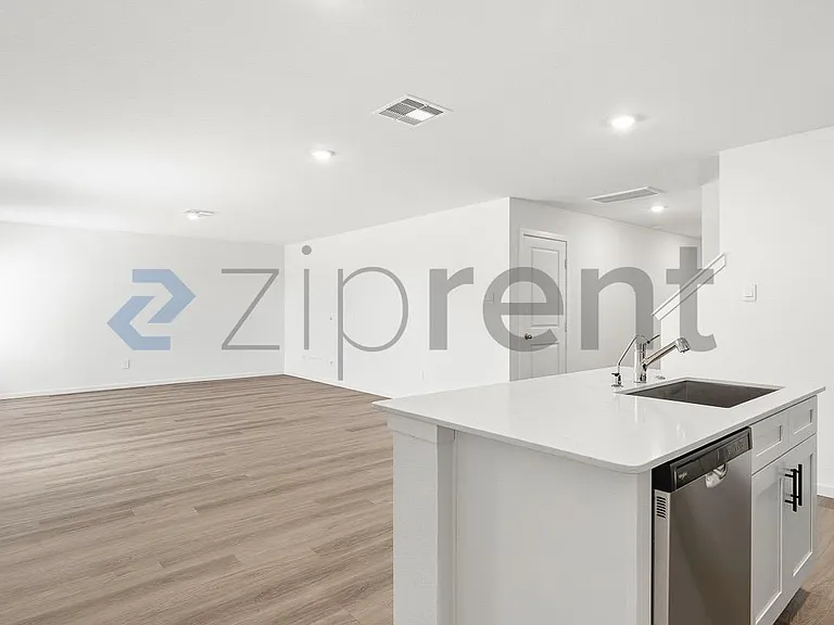 3004 Fall Gold Ln — Photo 14