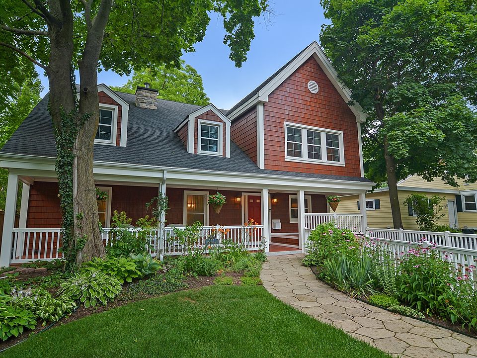 1st image of 785 Broadview Ave