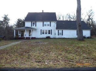58 Amherst St, West Springfield, MA 01089