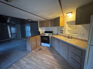 289 Cantrell Dr, Chesnee, SC 29323