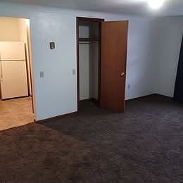 3rd image of 360 E Rosewood Ave APT 10