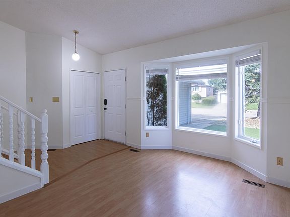 3rd image of 4903 11a Ave NW