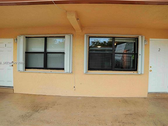 2nd image of 817 NW 12th Ave #1