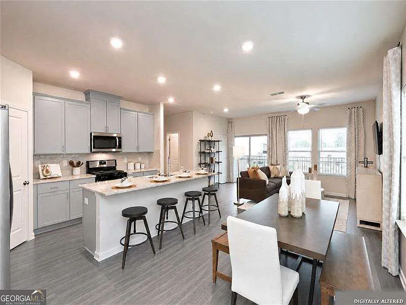 3 bed, 2.5 bath, $3,000 — Photo 2