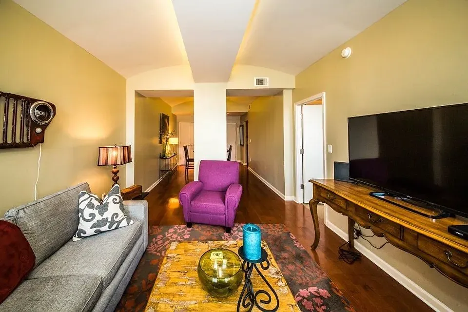 66 Monroe Ave #306