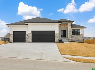 11918 S 109th St, Papillion, NE 68046