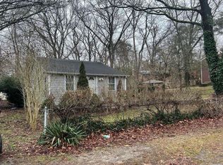 74 Flanders Blvd, Flanders, NY 11901
