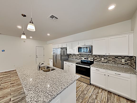 4th image of 16657 W Jenan Dr