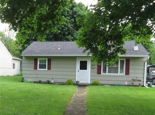 30 Pontiac St, Webster, NY 14580