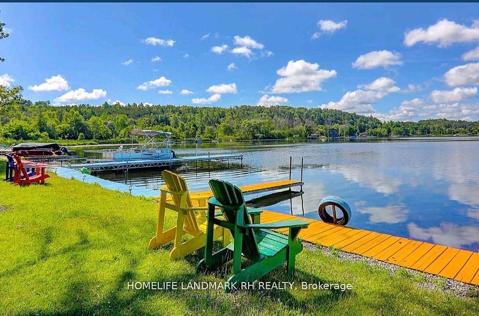 1st image of 523 Island View Rd #20