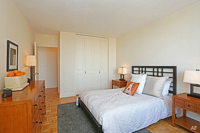 1st image of 180 E 95th St #16K