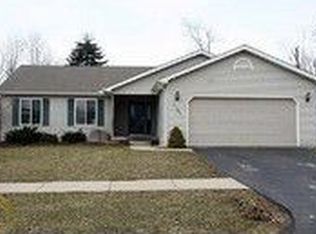 2753 Tomahawk Dr, Waterford, MI 48328