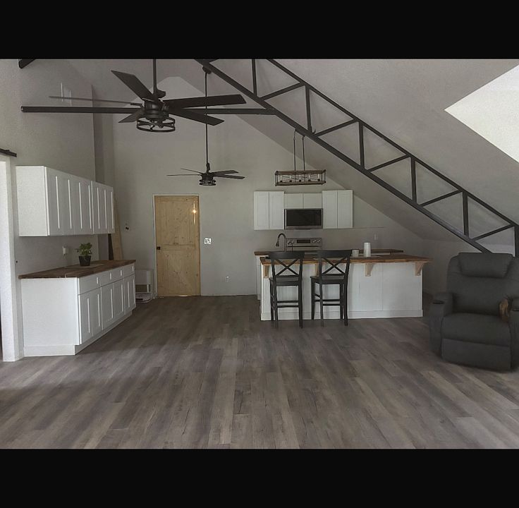 1st image of 15328 SE 61st Terrace Rd #3