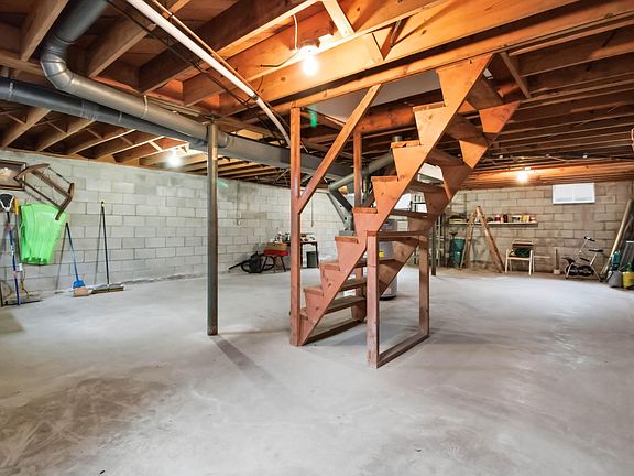 27th image of this home