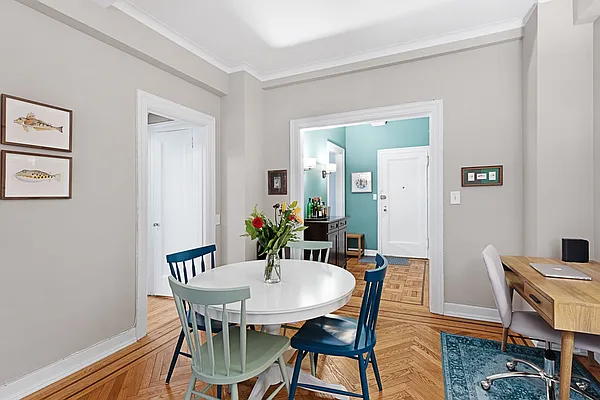 Sold by Compass | media 6