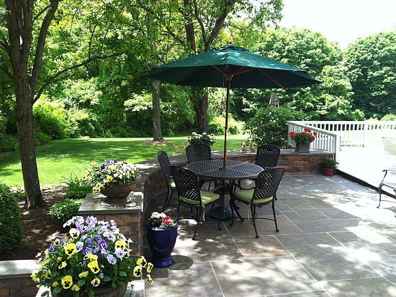 Stone Dining Patio off kit.