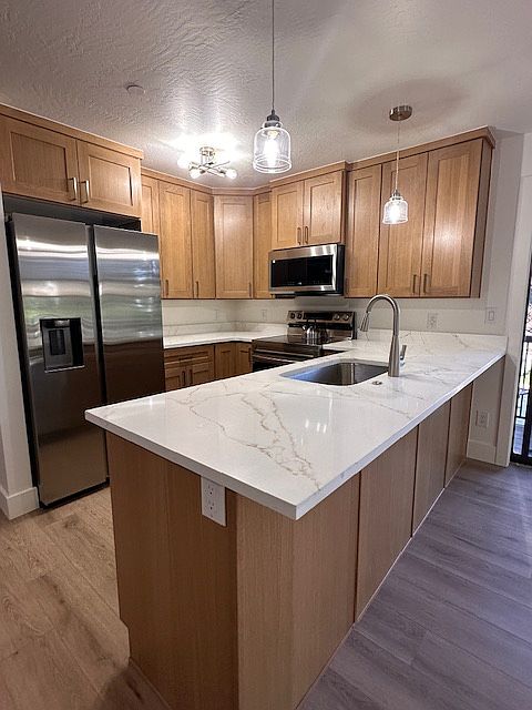 Kitchen with quartz countertops
