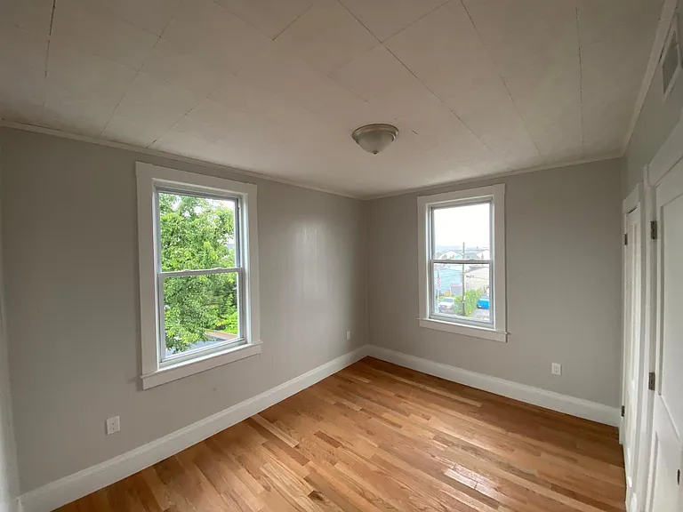 64 Chapel St #3 — Photo 13