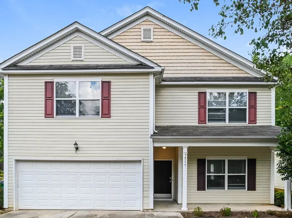 7517 Mary Jo Helms Dr, Charlotte, NC 28215