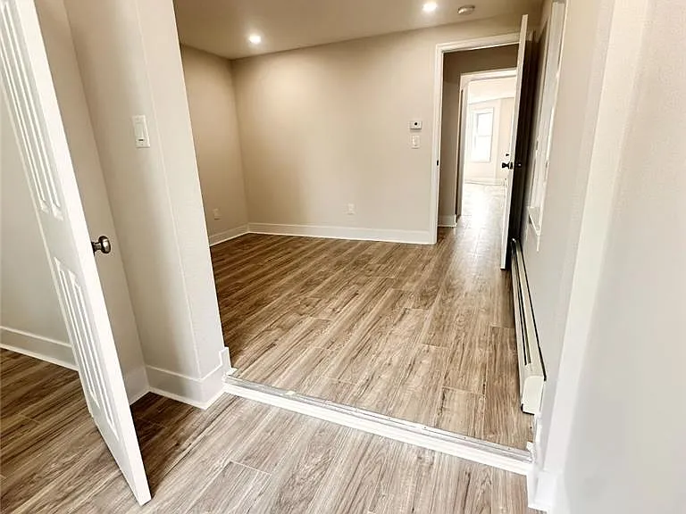 44 S Locust St — Photo 18