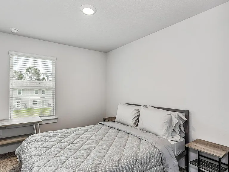 1518 Iroquois Ct — Photo 10