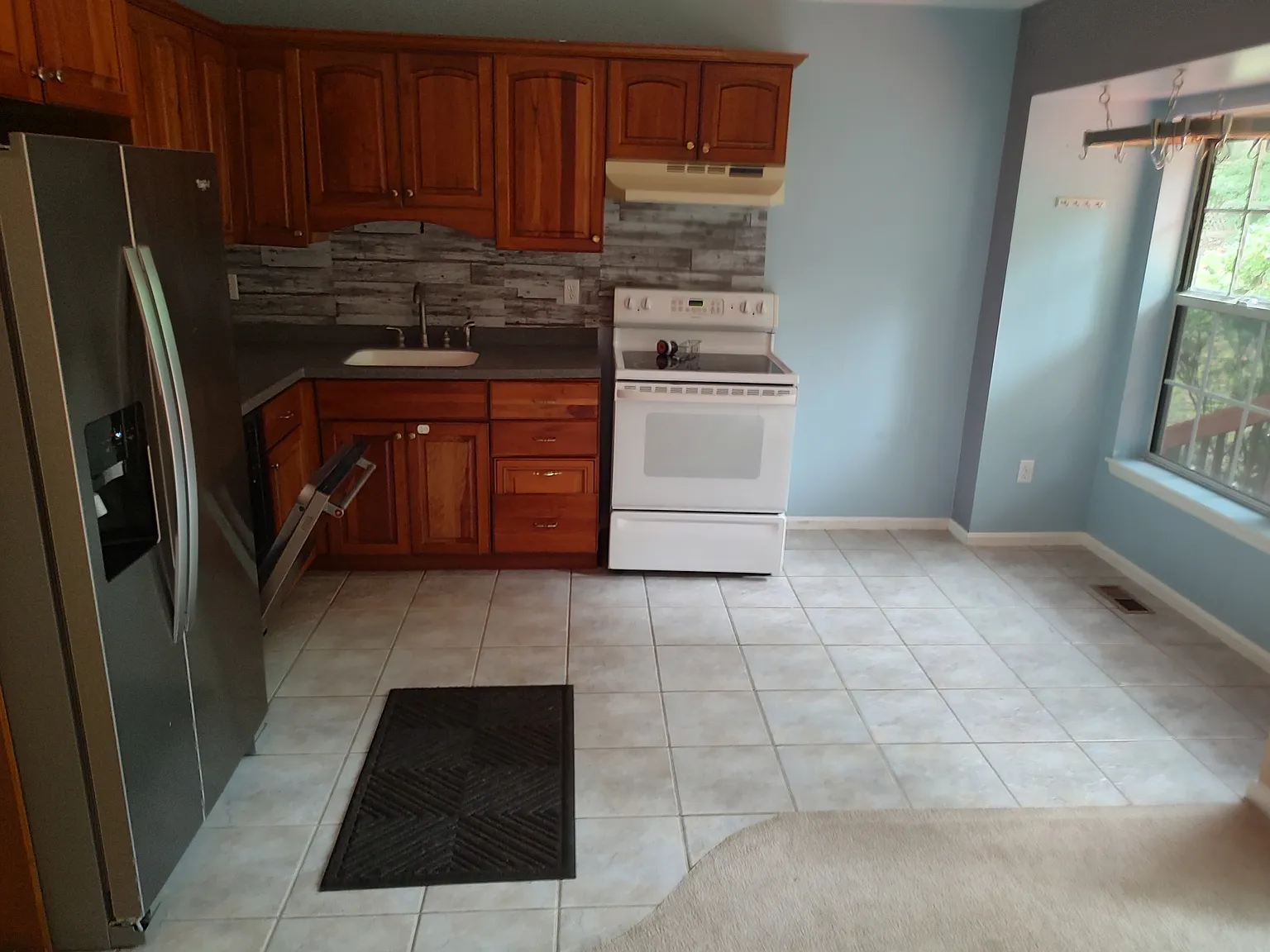 940 Kinhart Court — Photo 4
