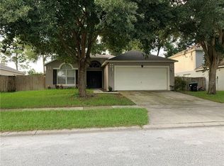 547 Dominish Estates Dr, Apopka, FL 32712
