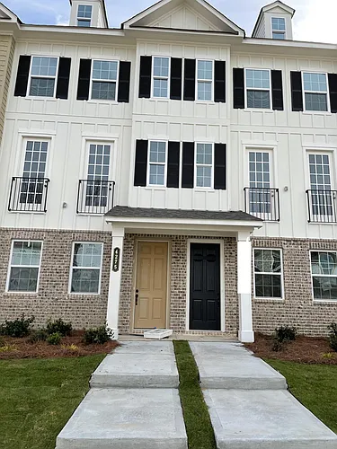 4275 Baden Aly #4A Photo 1