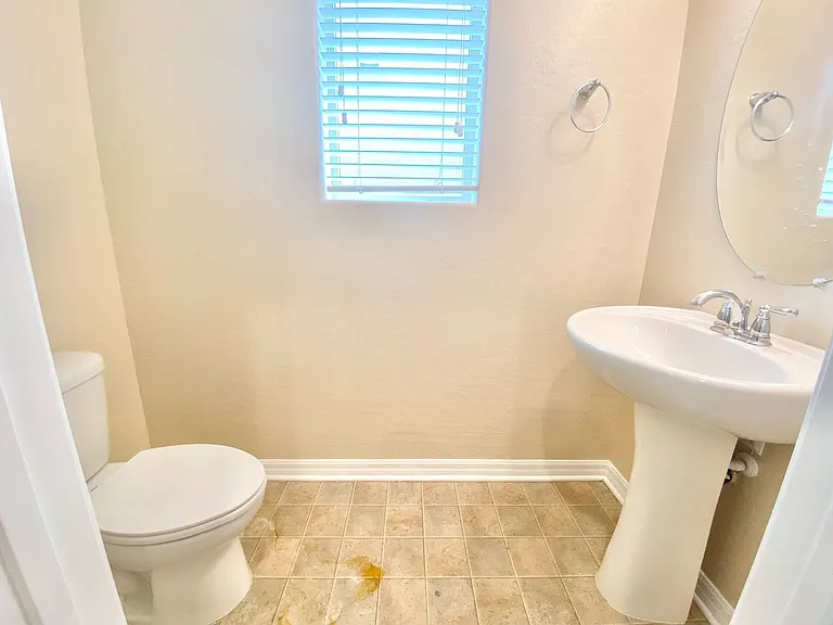 2341 Rue Royale St — Photo 5