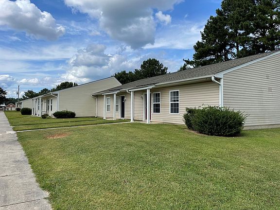 3rd image of 300 Woodard Blvd #306B