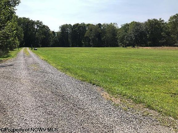 2nd image of Whisperwood Dr