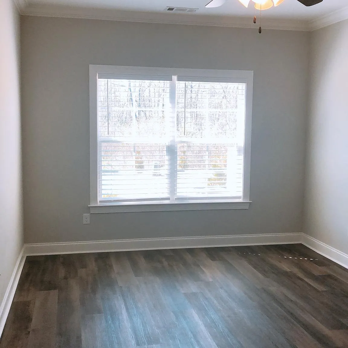 3 bed, 1808 sqft, $2,300 — Photo 4