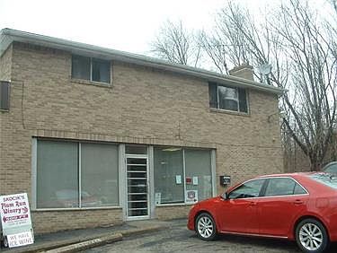 1st image of 550 National Pike W
