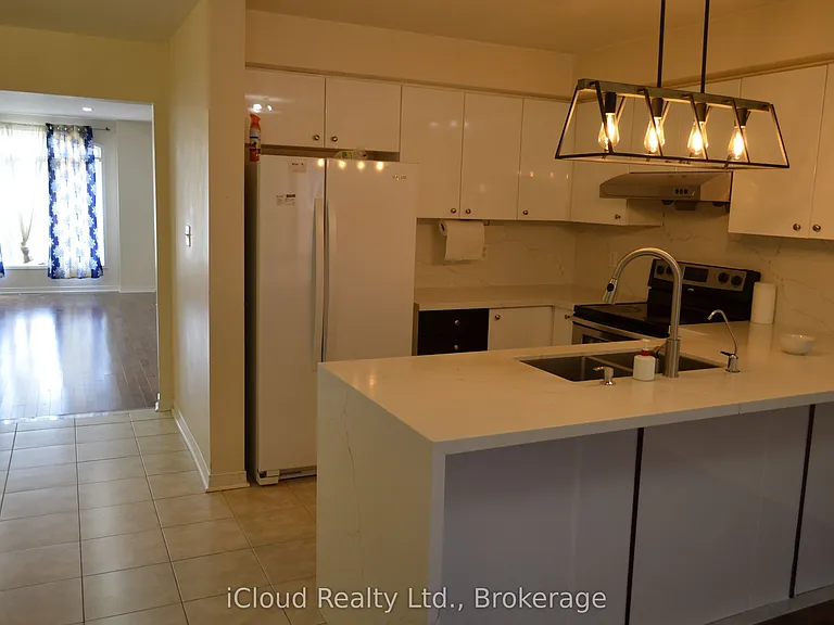319 Aspendale Cres #MAIN — Photo 6