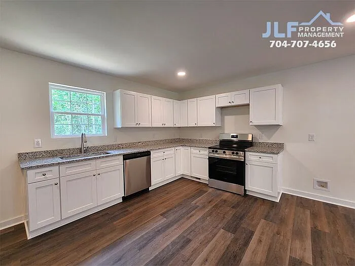 431 Eastover Ave — Photo 4