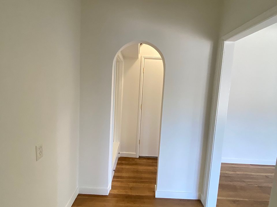 1st image of 6111 Eleanor Ave #207