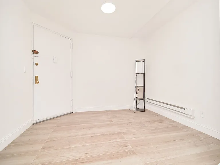 132 W 109th St #1C — Photo 11