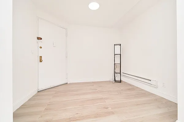 Rented by Living New York | media 7